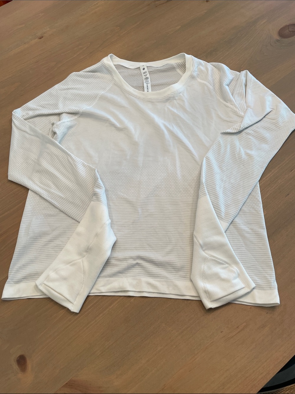 Lululemon top